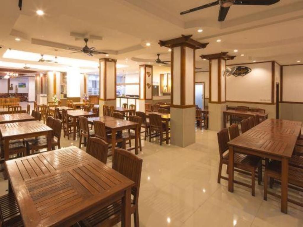 Azure Phuket Hotel Patong Exterior foto