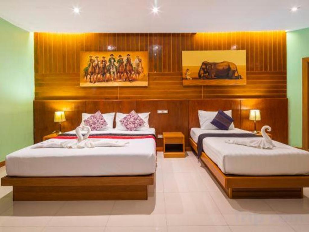 Azure Phuket Hotel Patong Exterior foto